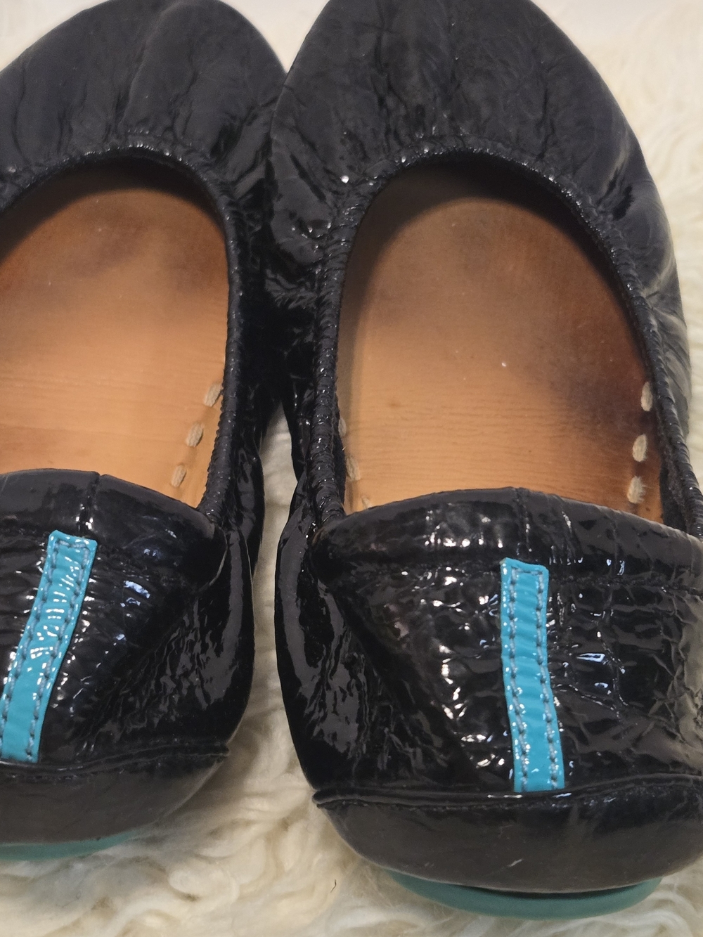Tieks Obsidian Black Ballet Flat with Turquoise Sole - Picture 4 of 10